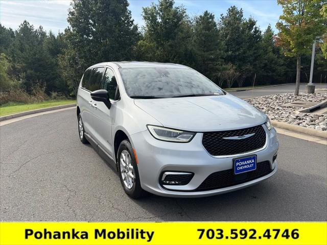 2024 Chrysler Pacifica Touring L for sale in Chantilly, VA