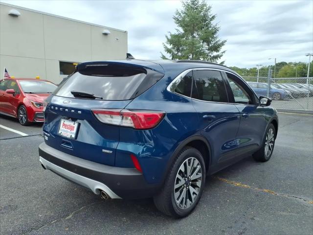 2020 Ford Escape Titanium Hybrid