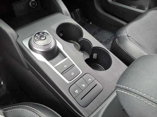 2020 Ford Escape Titanium Hybrid