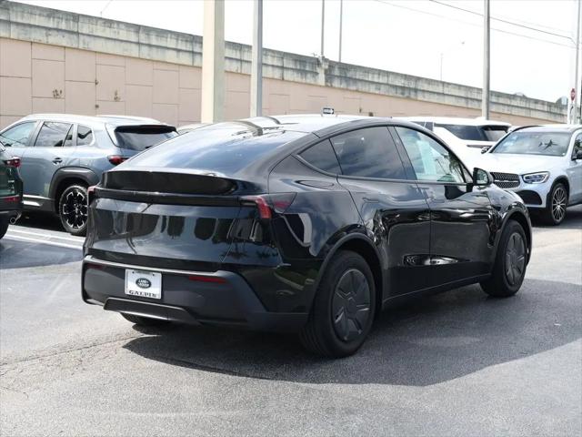 2026 Tesla Model Y Premium Rear-Wheel Drive