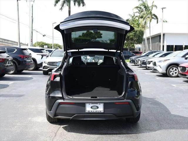 2026 Tesla Model Y Premium Rear-Wheel Drive