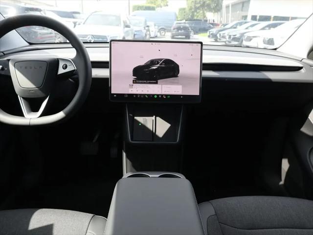 2026 Tesla Model Y Premium Rear-Wheel Drive
