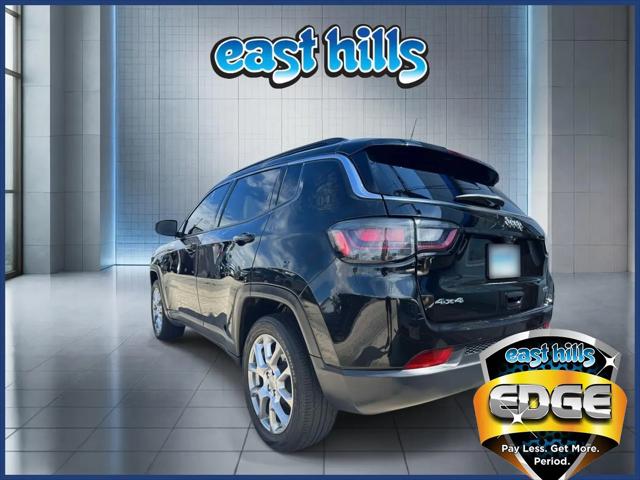 2022 Jeep Compass Latitude Lux 4x4