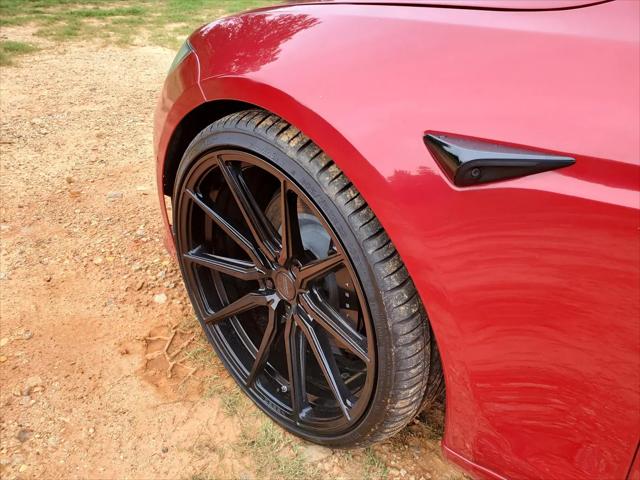 2021 Tesla Model S Plaid Tri Motor All-Wheel Drive
