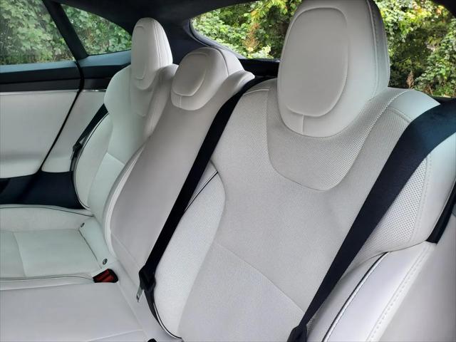 2021 Tesla Model S Plaid Tri Motor All-Wheel Drive