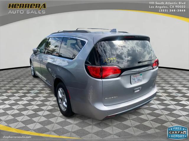 2017 Chrysler Pacifica Touring-L