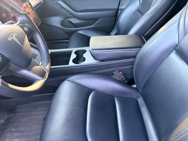 2022 Tesla Model 3 Rear-Wheel Drive