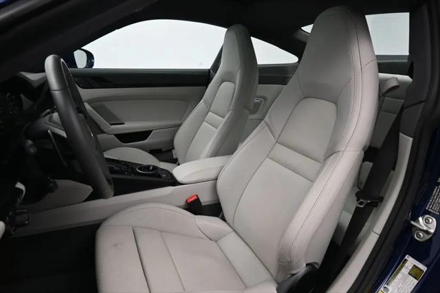 2023 Porsche 911 Carrera 4 GTS