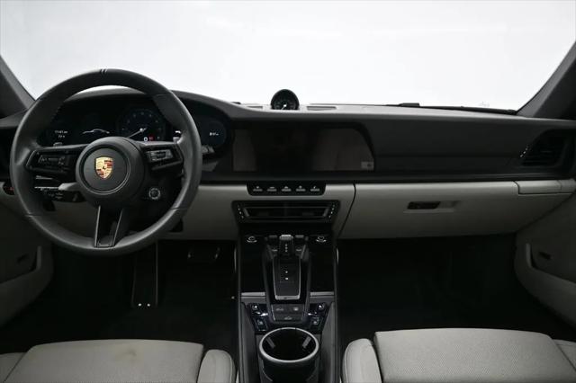 2023 Porsche 911 Carrera 4 GTS