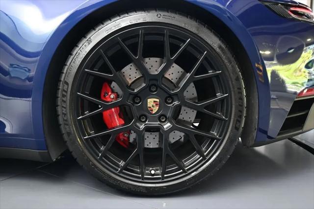 2023 Porsche 911 Carrera 4 GTS