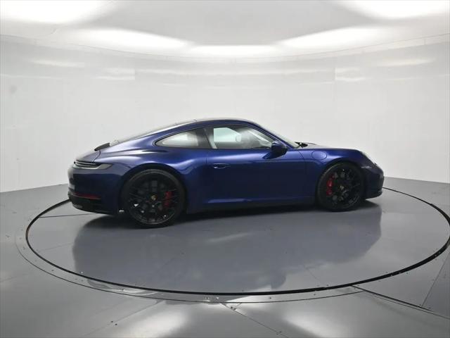 2023 Porsche 911 Carrera 4 GTS