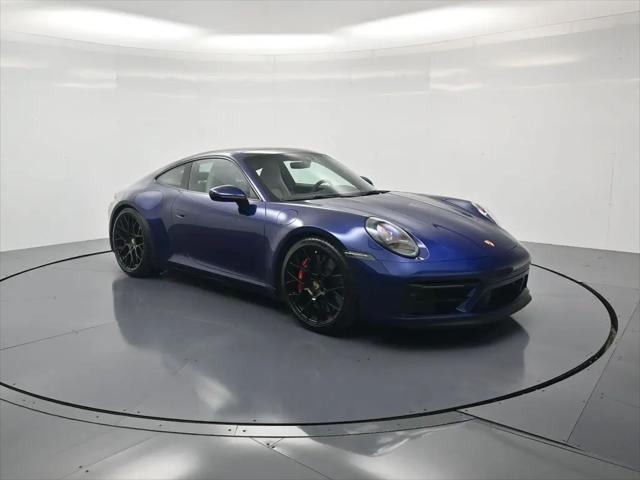 2023 Porsche 911 Carrera 4 GTS