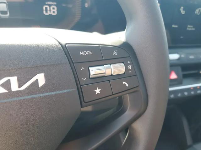2026 Kia K4 LX