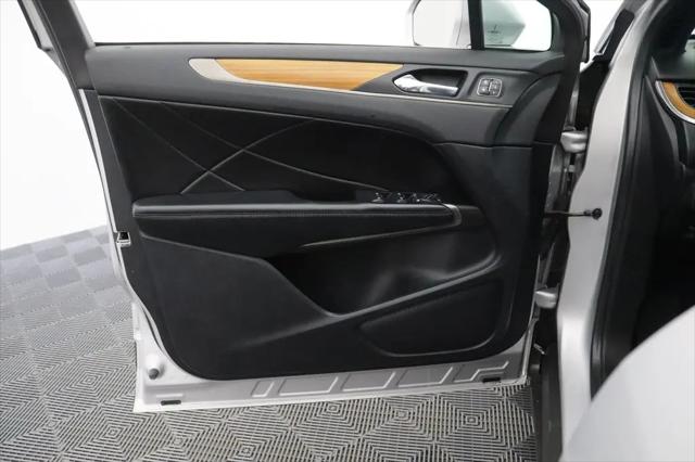 2019 Lincoln MKC Select