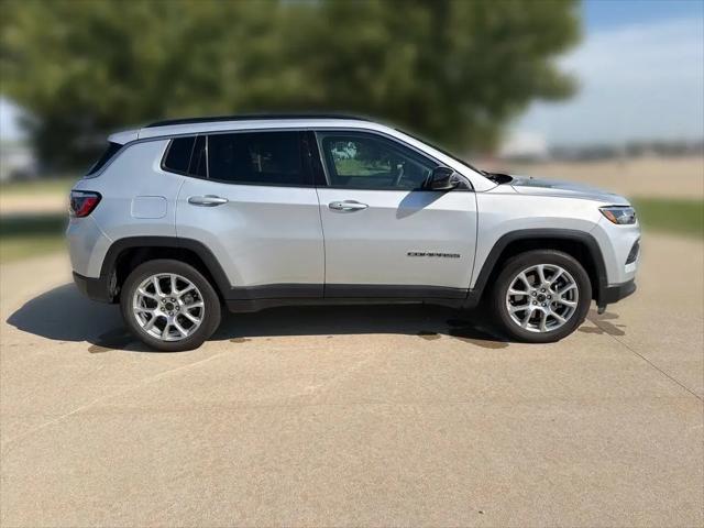 2025 Jeep Compass Latitude 4x4