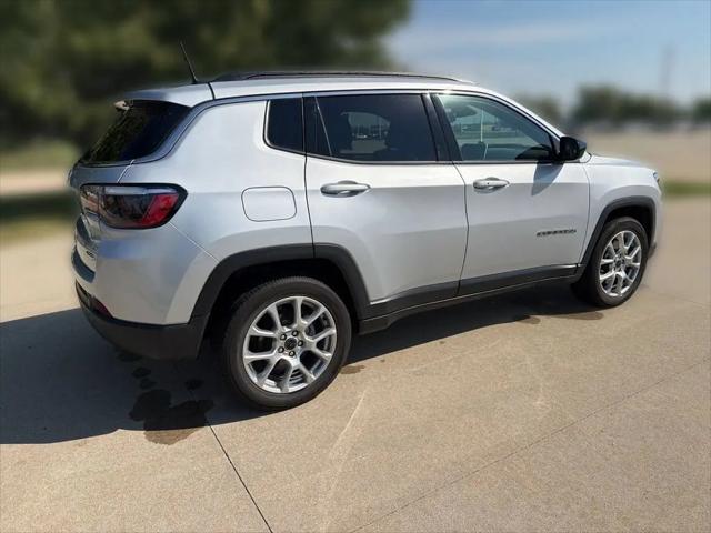 2025 Jeep Compass Latitude 4x4