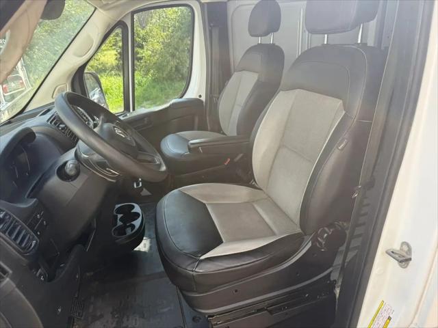 2025 Ram ProMaster 2500 Cargo Van Tradesman High Roof 159 WB w/Pass Seat