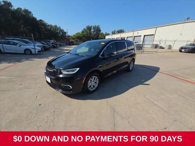 2025 Chrysler Pacifica Select for sale in Irving, TX