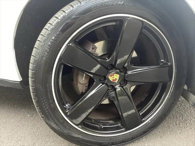 2017 Porsche Macan Macan