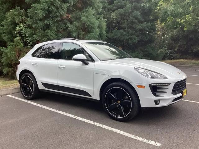 2017 Porsche Macan Macan