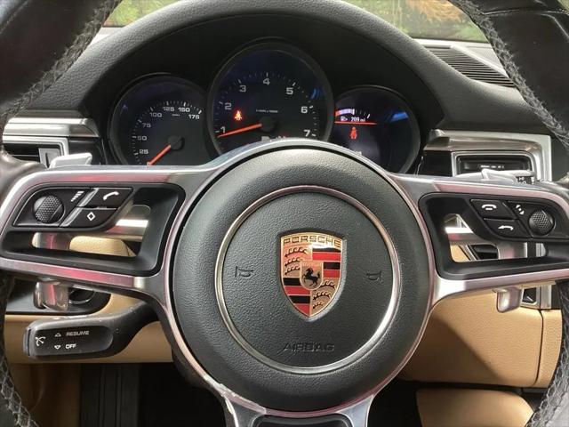 2017 Porsche Macan Macan