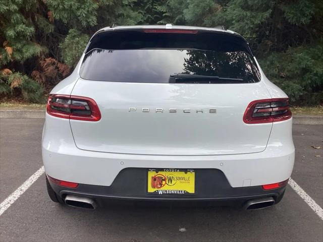 2017 Porsche Macan Macan