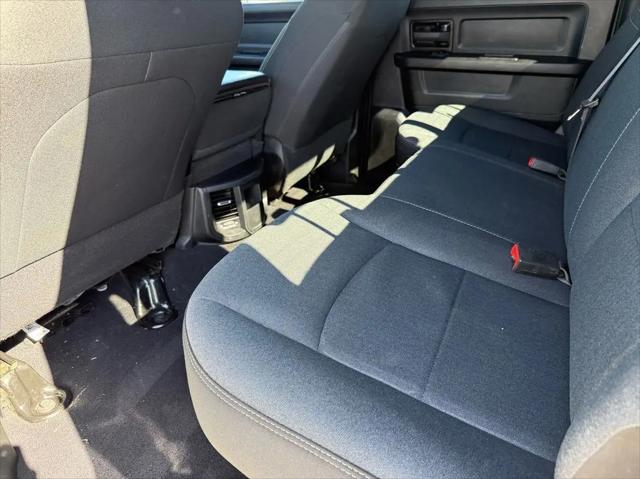 2022 Ram 3500 Tradesman Crew Cab 4x4 8 Box