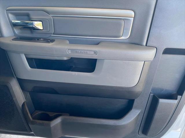 2019 Ram 1500 Classic Tradesman Regular Cab 4x4 8 Box