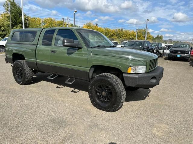 2002 Dodge Ram 2500 Base
