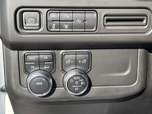 2024 GMC Yukon 4WD SLT