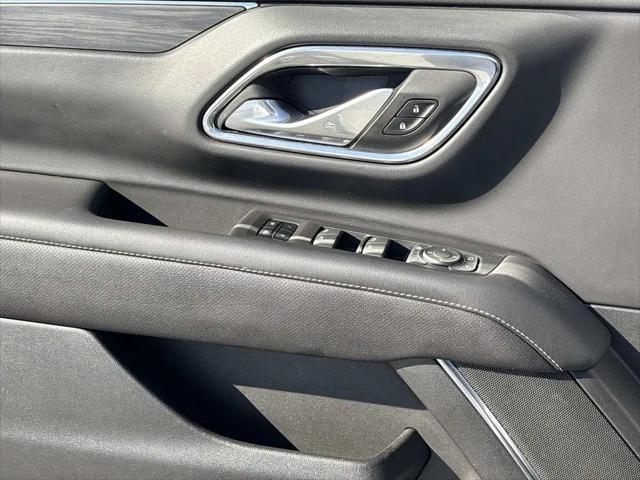 2024 GMC Yukon 4WD SLT