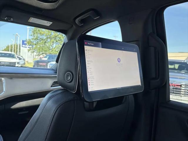 2024 GMC Yukon 4WD SLT