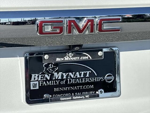 2024 GMC Yukon 4WD SLT
