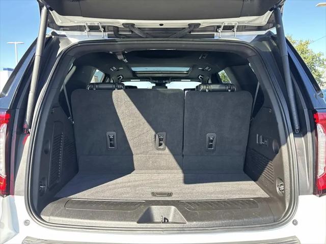 2024 GMC Yukon 4WD SLT