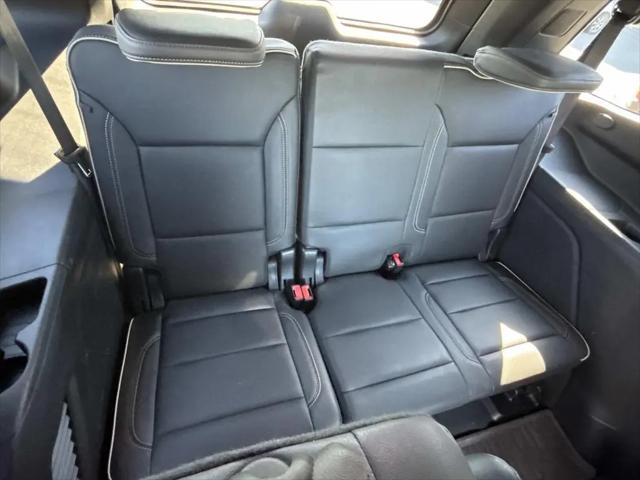 2024 GMC Yukon 4WD SLT