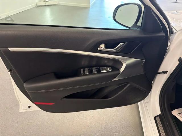 2026 Genesis G70 2.5T RWD