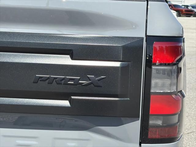 2025 Nissan Frontier Crew Cab PRO-X 4x2