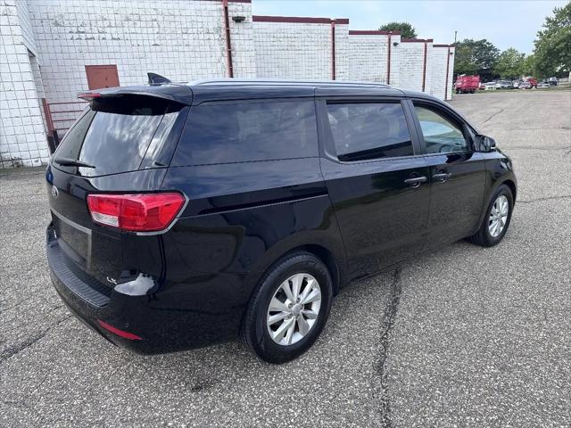 2018 Kia Sedona LX