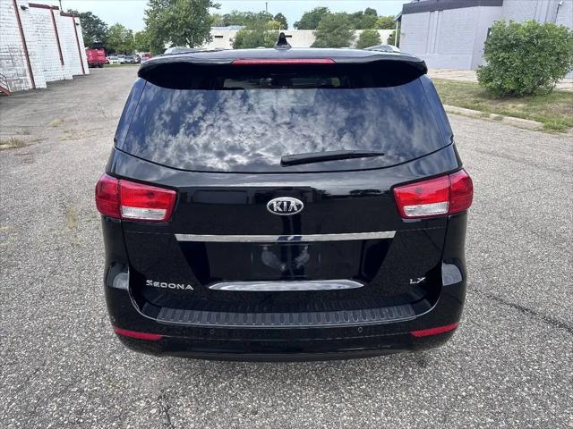 2018 Kia Sedona LX