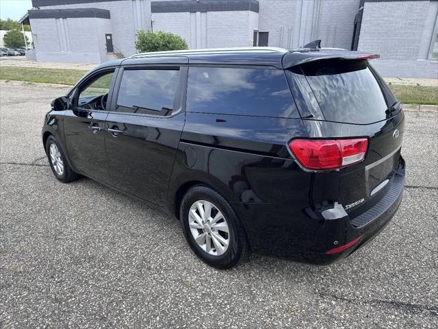 2018 Kia Sedona LX