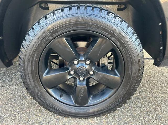 2017 Ram 1500 SLT