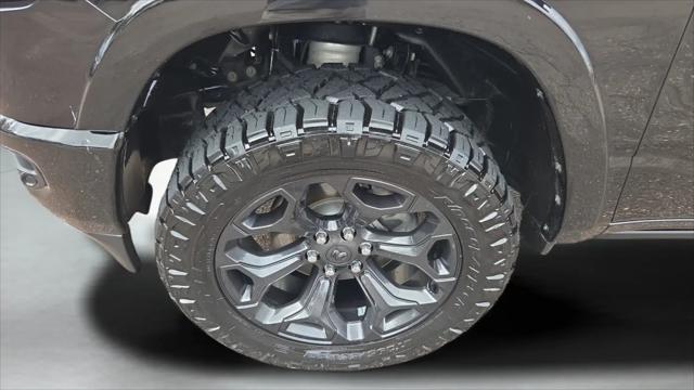 2022 Ram 1500 Limited Crew Cab 4x4 57 Box