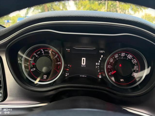 2016 Dodge Challenger SXT