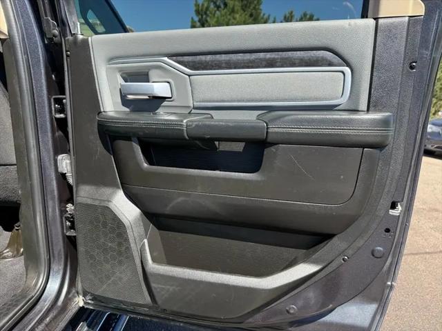 2019 Ram 3500 Big Horn Crew Cab 4x4 8 Box