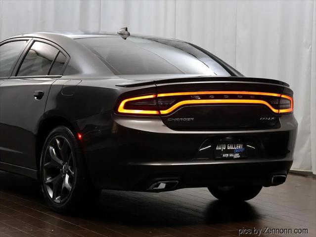 2016 Dodge Charger SXT