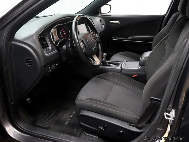 2016 Dodge Charger SXT