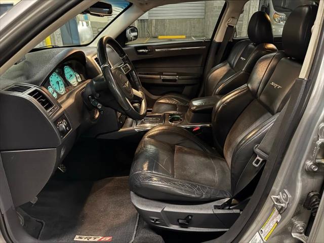 2010 Chrysler 300 SRT8