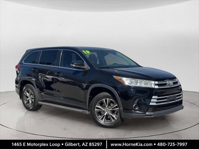 2018 Toyota Highlander LE for sale in Gilbert, AZ