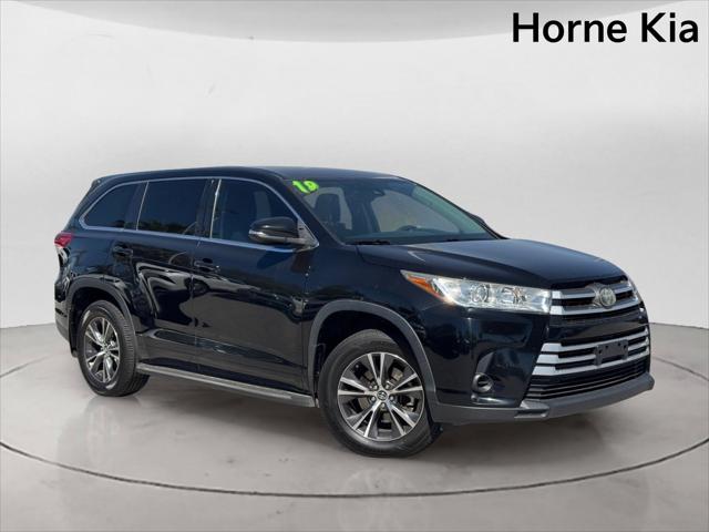 2018 Toyota Highlander LE
