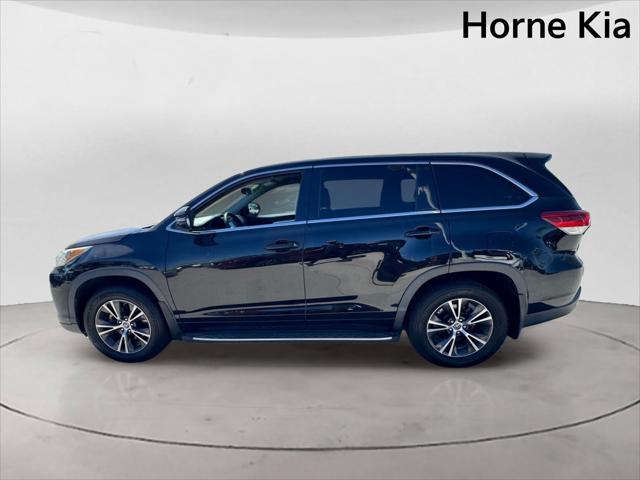2018 Toyota Highlander LE